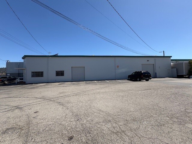 654 Irwin St, San Rafael, CA à louer - Photo de l’immeuble – Image 2 sur 8