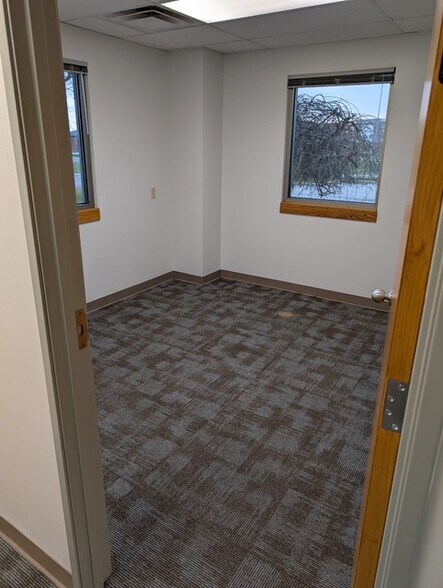 788 Connexion Way, Columbia City, IN à louer - Photo de l’immeuble – Image 2 sur 9