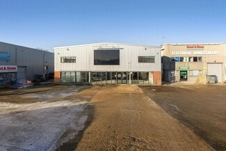 Plus de détails pour 4-12 Kempson Clos, Aylesbury - Local d'activités à louer