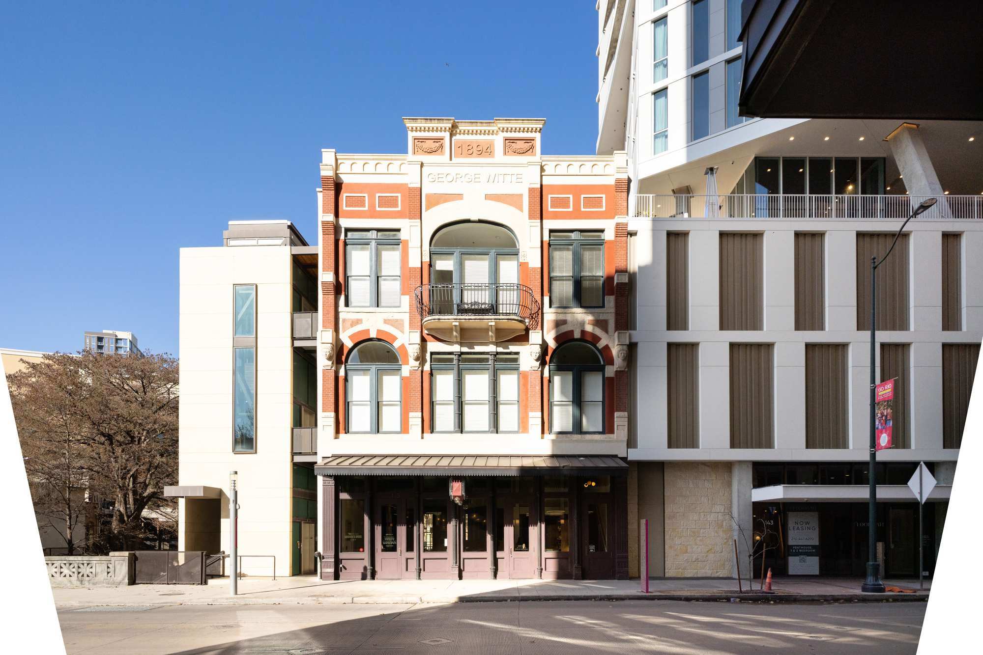 Commerce Street Portfolio portefeuille de 2 biens à vendre sur LoopNet.fr Photo principale– Image 1 sur 19