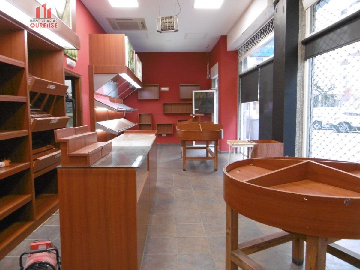 Local commercial dans Ourense, Orense à louer Photo principale– Image 1 sur 13