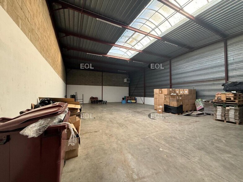 Local d’activités dans Collégien à louer - Photo intérieure – Image 3 sur 6
