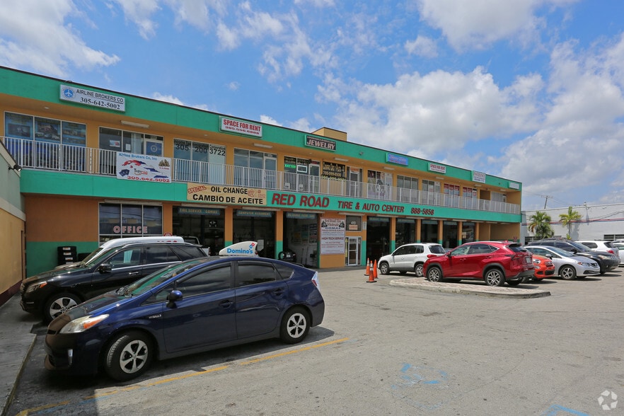 400-410 W 29th St, Hialeah, FL à louer - Photo principale – Image 1 sur 24