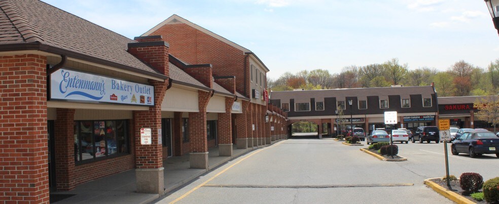 1871 E Marlton Pike, Cherry Hill, NJ à louer - Photo de l’immeuble – Image 2 sur 2