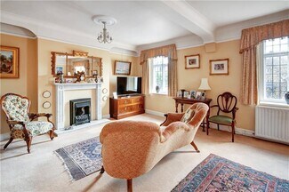 Plus de détails pour High St, Moreton In Marsh - Local commercial à vendre