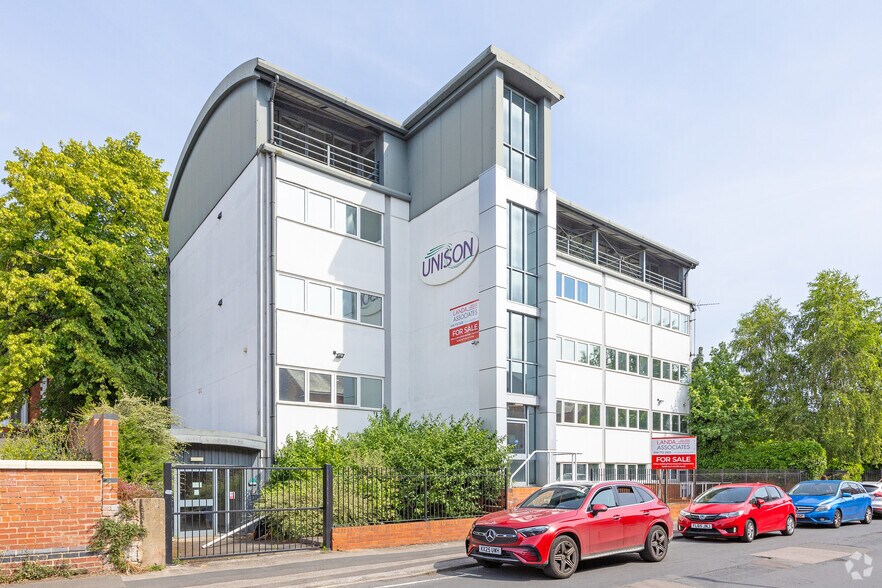 10 Vivian Ave, Nottingham à vendre - Photo de l’immeuble – Image 1 sur 10