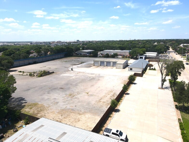 421 Compton Ave, Irving, TX à louer - Aérien – Image 3 sur 9