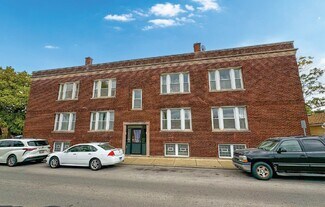 Plus de détails pour 1900 Harvey Ave, Berwyn, IL - Logement à vendre