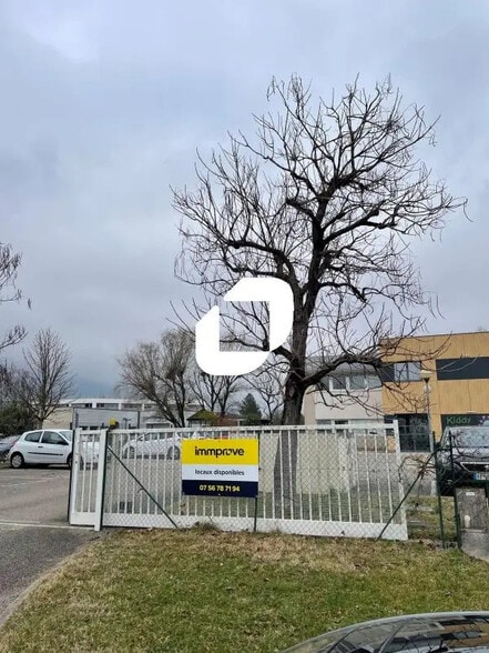 115 Rue Louis Néel, Crolles à louer - Photo de l’immeuble – Image 2 sur 13