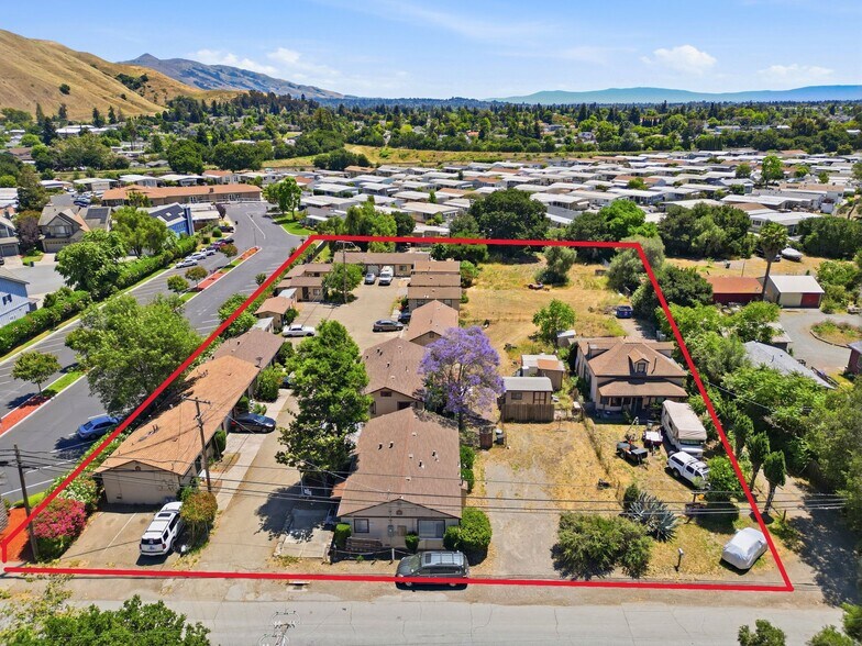 559-585 Old Canyon Rd, Fremont, CA à vendre - Photo de l’immeuble – Image 2 sur 8