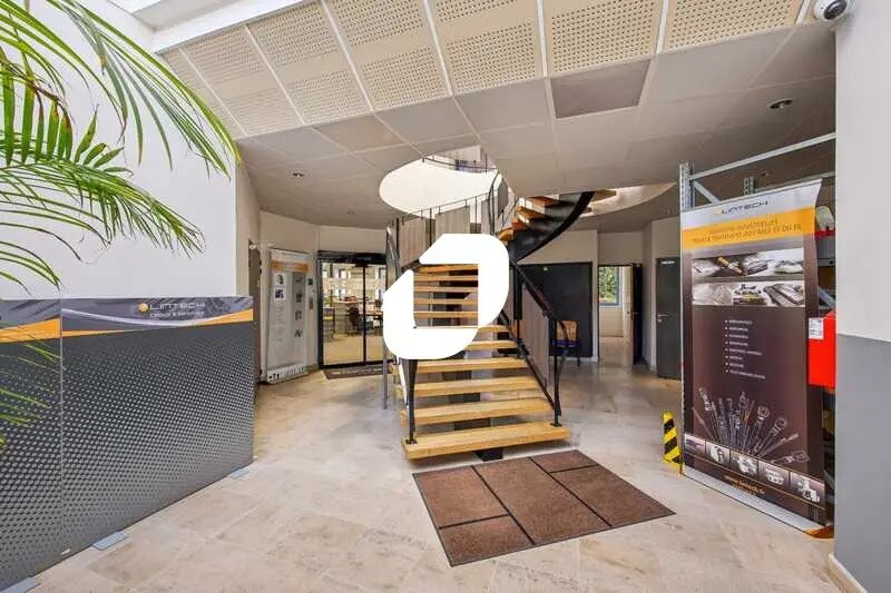 Bureau dans Villebon-sur-Yvette à louer - Photo de l’immeuble – Image 1 sur 14