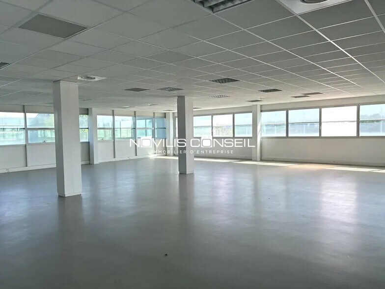 Bureau dans Labège à louer - Photo de l’immeuble – Image 2 sur 7