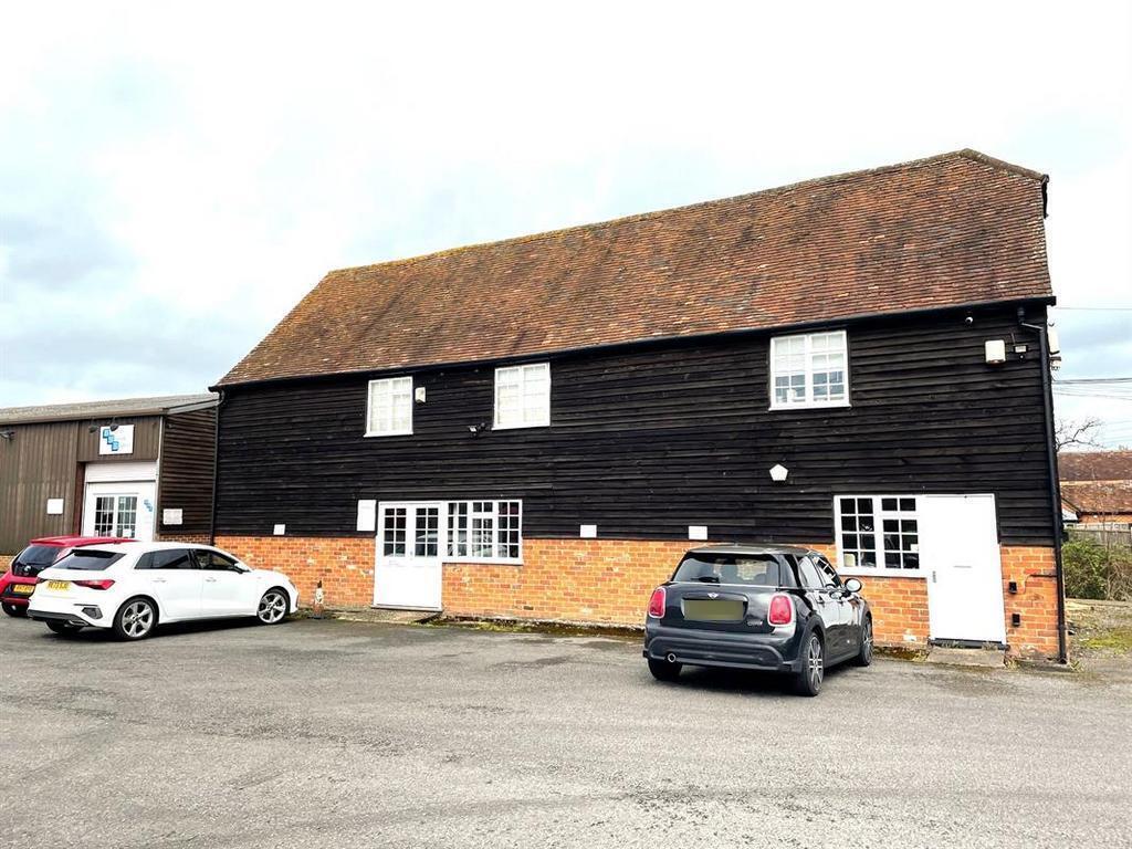 Chequers Ln, Eversley à louer Photo de l’immeuble– Image 1 sur 5