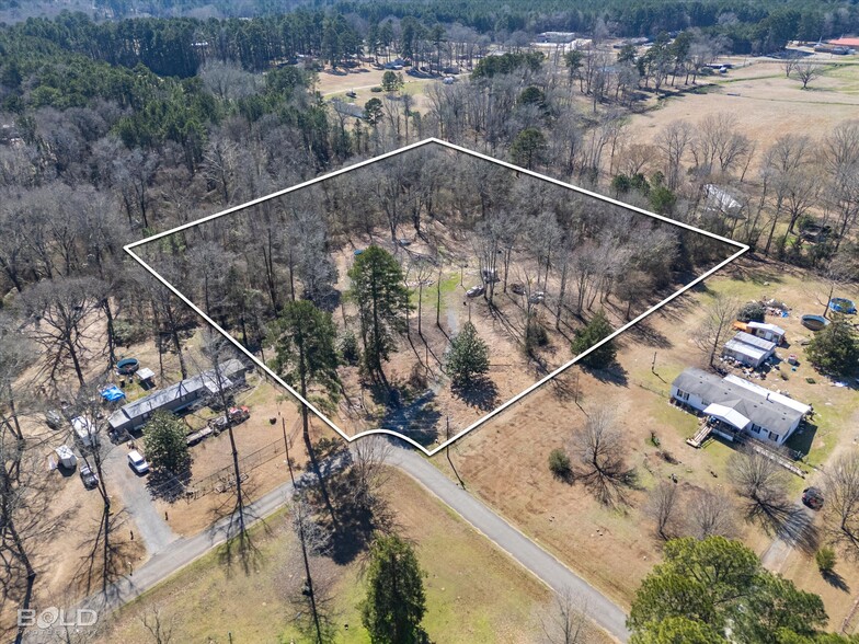 210 Johnson St, Doyline, LA à vendre - Photo principale – Image 1 sur 21