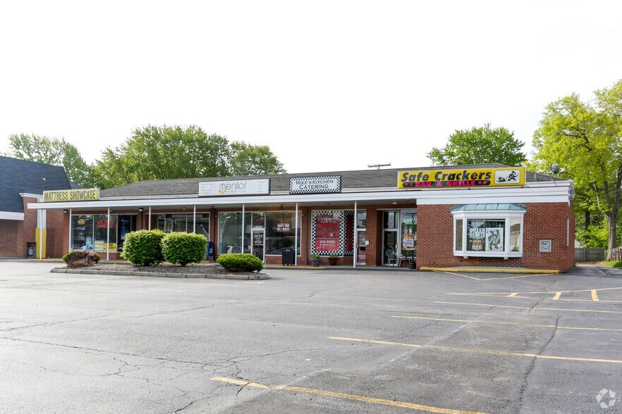 8484-8494 Mentor Ave, Mentor, OH à louer - Photo de l’immeuble – Image 3 sur 4