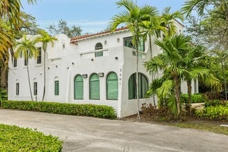 5601 Biscayne Blvd, Miami, FL à louer Photo de l’immeuble– Image 1 sur 39