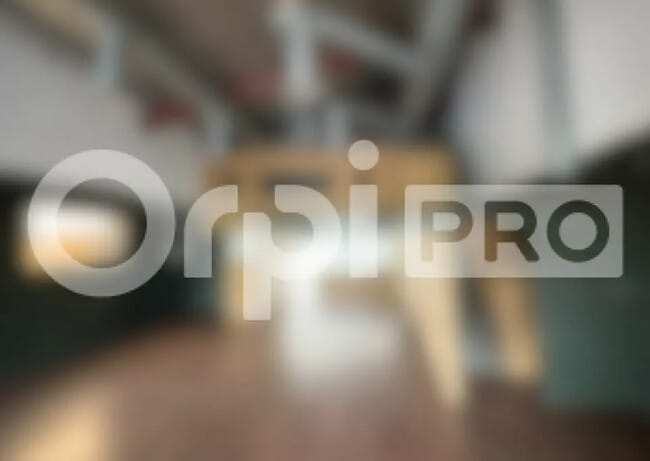 Plus de détails pour Local commercial à louer