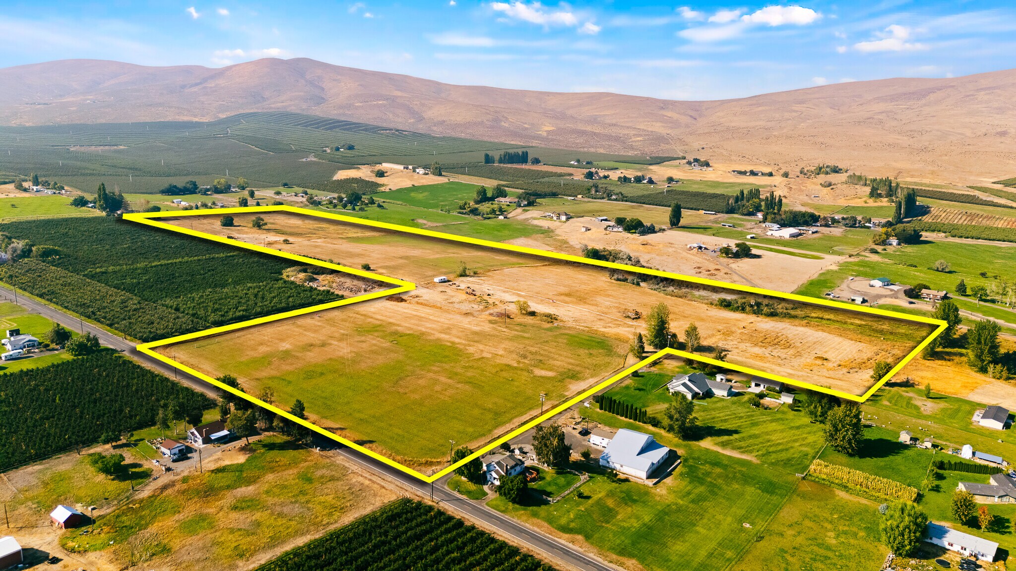 Tieton Drive, Yakima, WA à vendre Photo principale– Image 1 sur 23