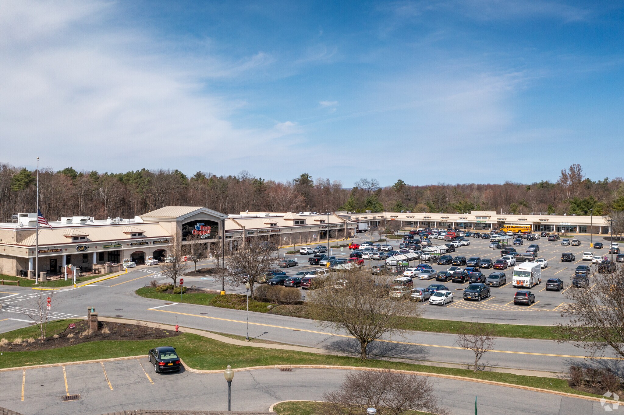 1-37 Kendall Way, Ballston Spa, NY à louer Photo principale– Image 1 sur 11