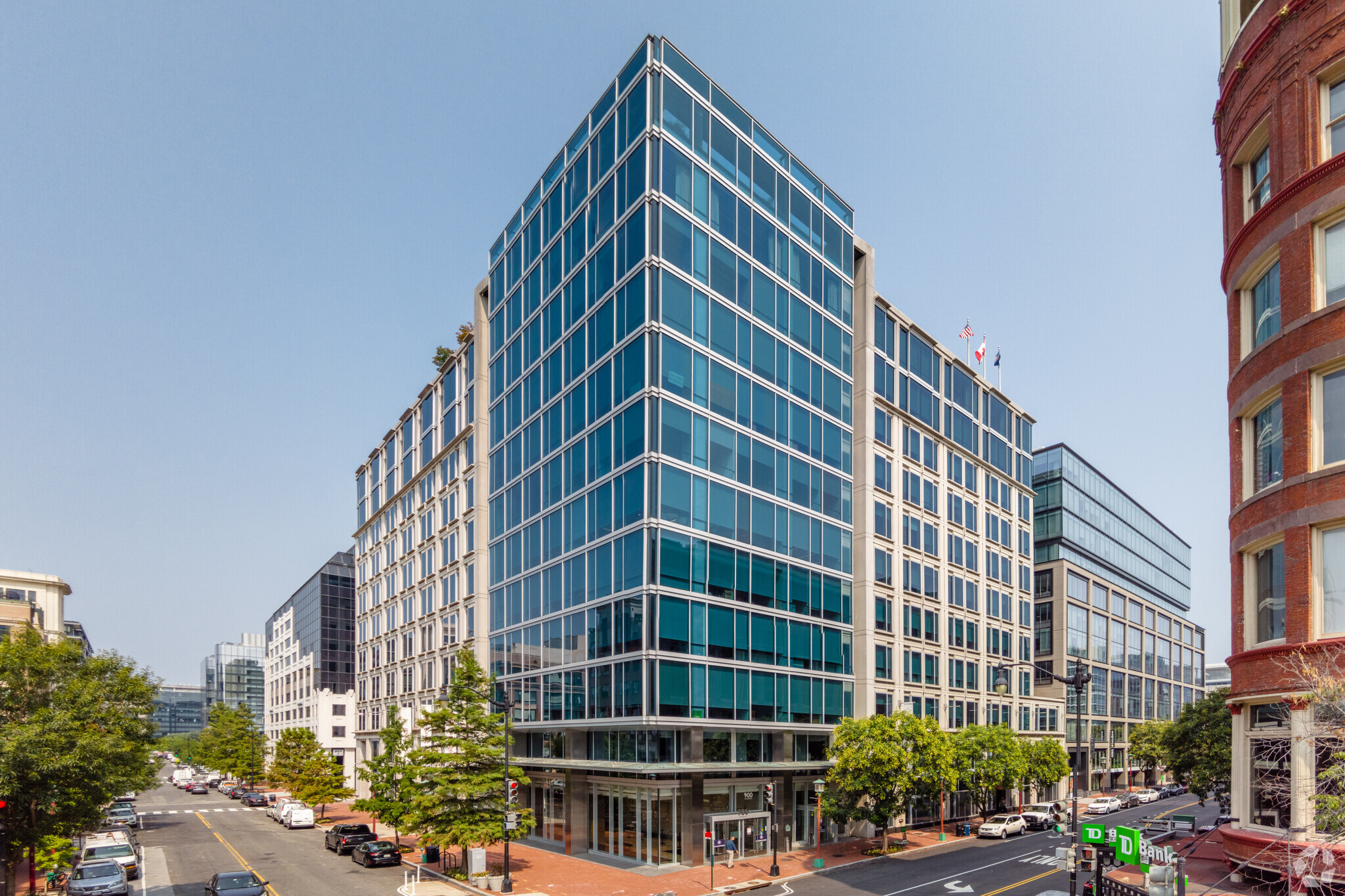 900 7th St NW, Washington, DC à louer Photo principale– Image 1 sur 4