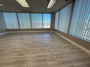 4801 Southwick Dr, Matteson, IL à louer Photo de l’immeuble– Image 1 sur 1