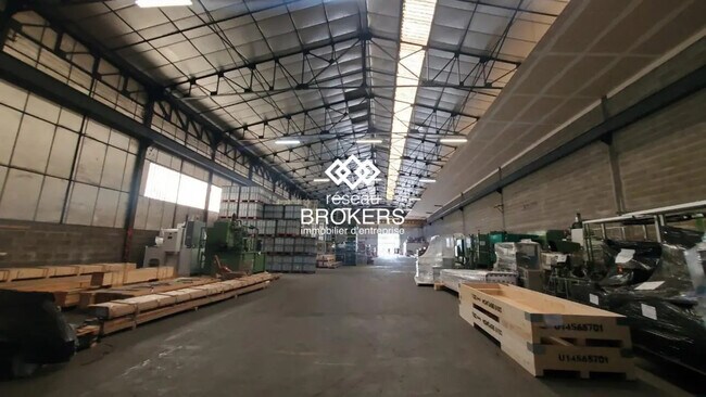 Plus de détails pour Industriel/Logistique à louer