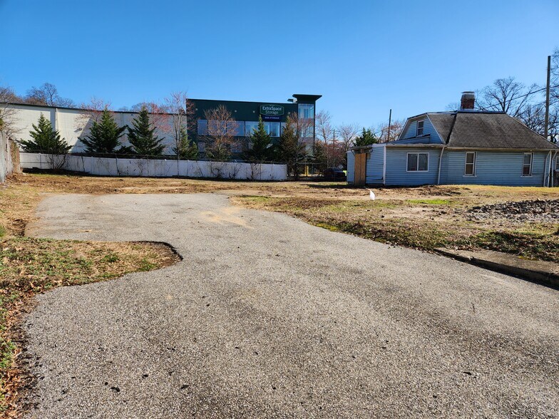 1431 Eastern Ave, Capitol Heights, MD à louer - Photo de l’immeuble – Image 2 sur 4