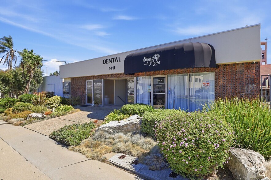 1411 W 7th St, San Pedro, CA à vendre - Photo de l’immeuble – Image 2 sur 26