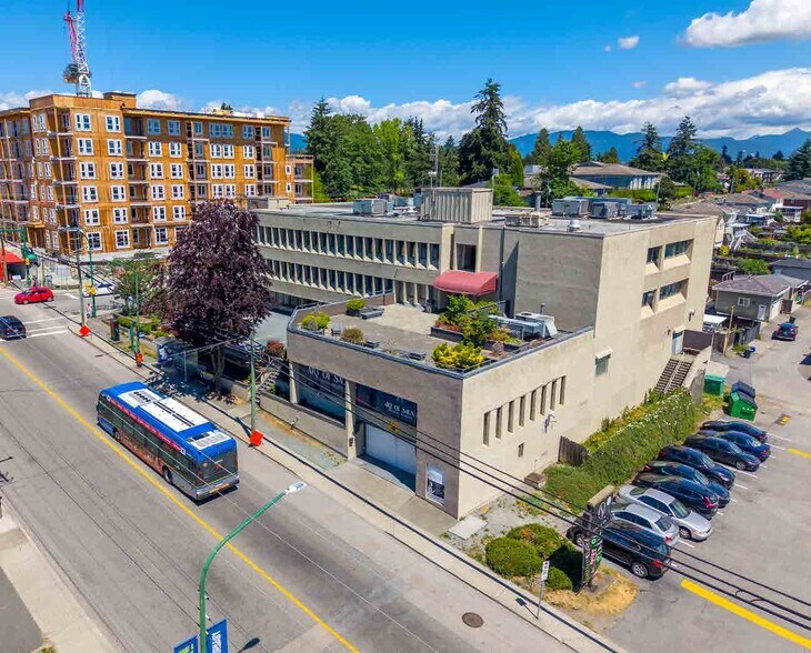 7818 6th St, Burnaby, BC à vendre - Photo de l’immeuble – Image 3 sur 12
