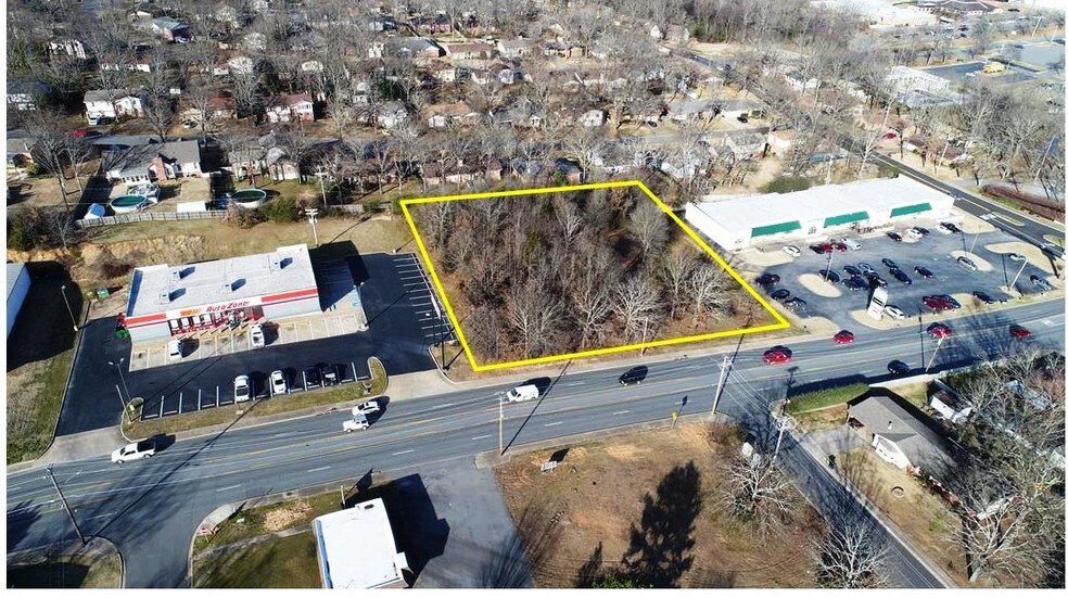 2001 E Kiehl Ave, Sherwood, AR à vendre - Aérien – Image 2 sur 4