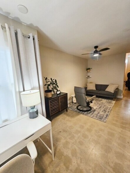 4972 Eagle Rock Blvd, Los Angeles, CA à louer - Photo de l’immeuble – Image 3 sur 8
