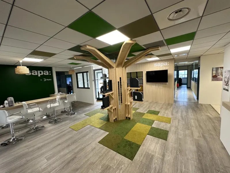 Bureau dans Puget-sur-Argens à louer Photo de l’immeuble– Image 1 sur 27