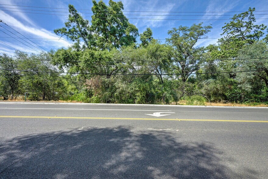 8915 Oak Ave, Orangevale, CA à vendre - Photo de l’immeuble – Image 3 sur 18