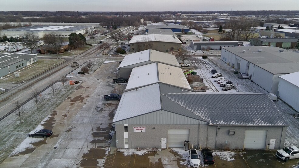 2200-2240 W Townline Rd, Peoria, IL à vendre - Photo de l’immeuble – Image 3 sur 6