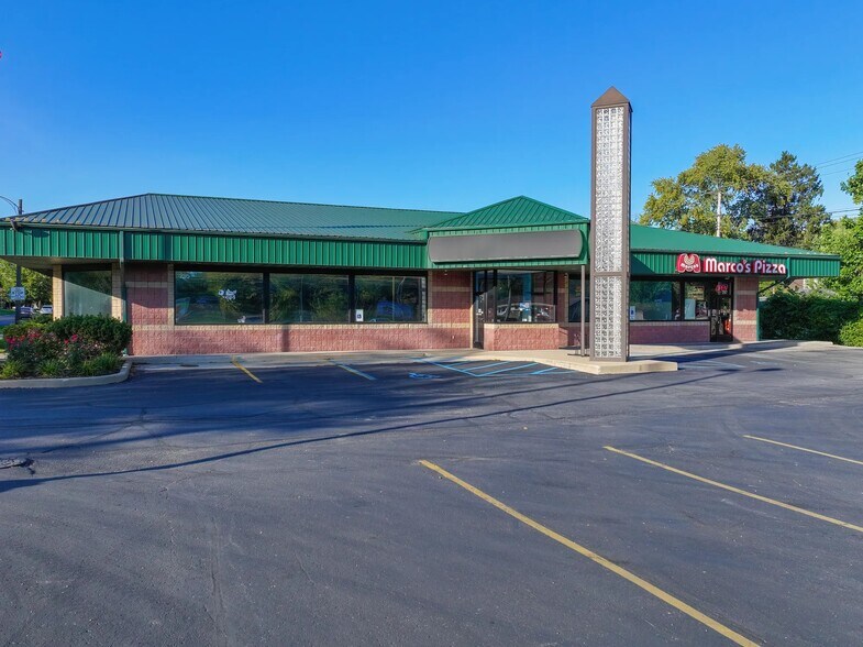295-297 S Wisconsin St, Hobart, IN à louer - Photo de l’immeuble – Image 1 sur 4