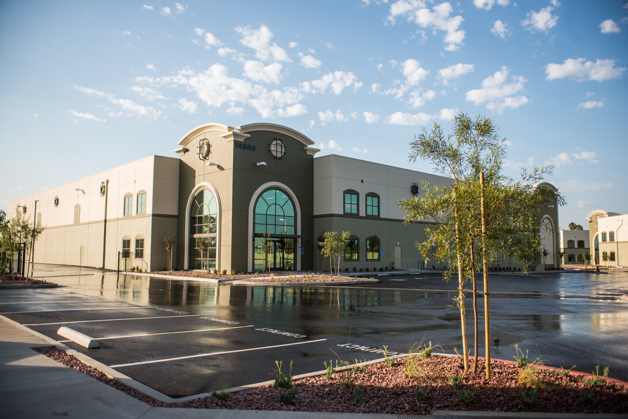 14868 Los Angeles St, Irwindale, CA à louer Photo principale– Image 1 sur 24