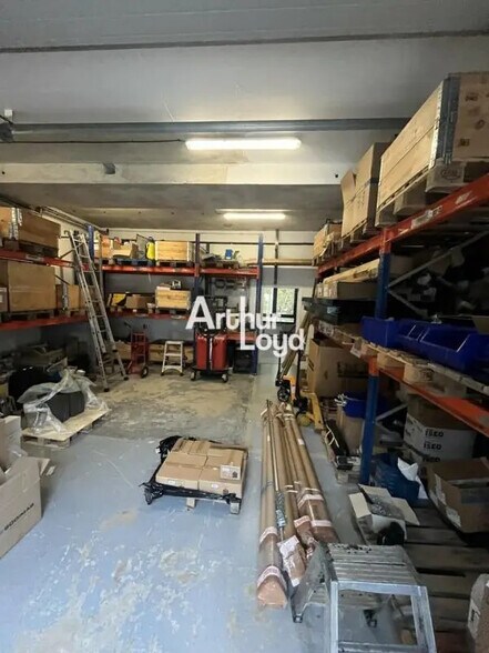 Local d’activités dans Valbonne à louer - Photo intérieure – Image 2 sur 9