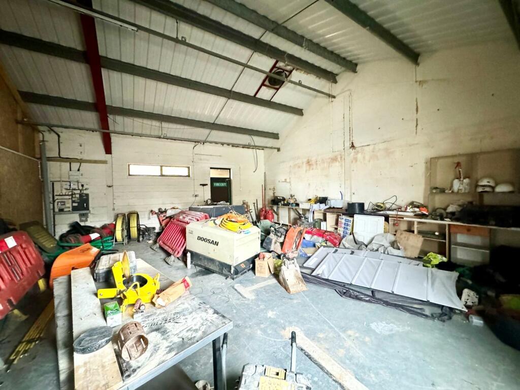 Garth Rd, Builth Wells, POW LD2 3NL - Lot 6D -  - Photo intérieure - Image 1 of 2