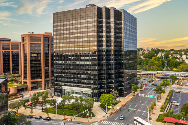 Plus de détails pour 1 N Lexington Ave, White Plains, NY - Bureau à louer