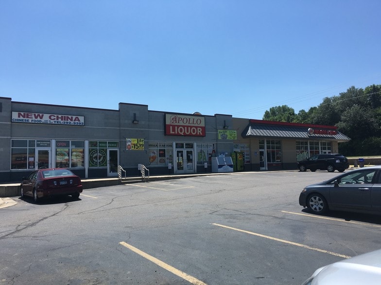 2630 S Broadway, Rochester, MN à vendre - Photo principale – Image 1 sur 1