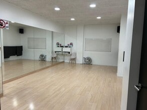 Local commercial dans Barberà del Vallès, Barcelona à louer Photo intérieure– Image 2 sur 9