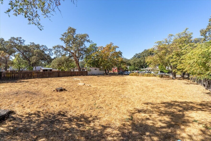 93 S Main St, Templeton, CA à vendre - Photo de l’immeuble – Image 3 sur 16