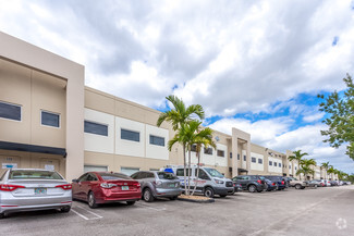 Plus de détails pour 10800 NW 21st St, Miami, FL - Industriel/Logistique à louer