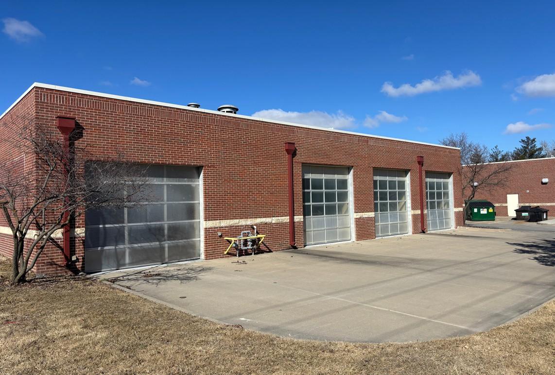 2508 N Court St, Ottumwa, IA à louer Photo principale– Image 1 sur 8