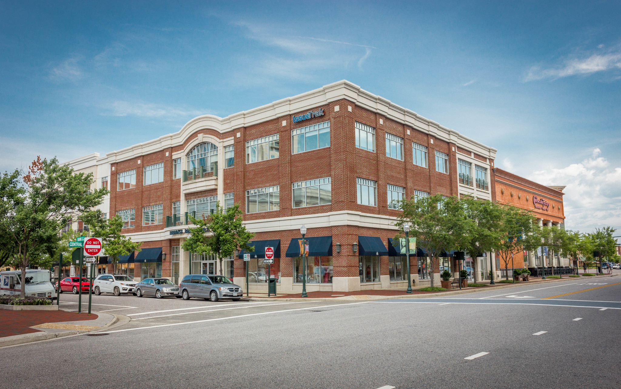 249 Central Park Ave, Virginia Beach, VA à louer Photo principale– Image 1 sur 9