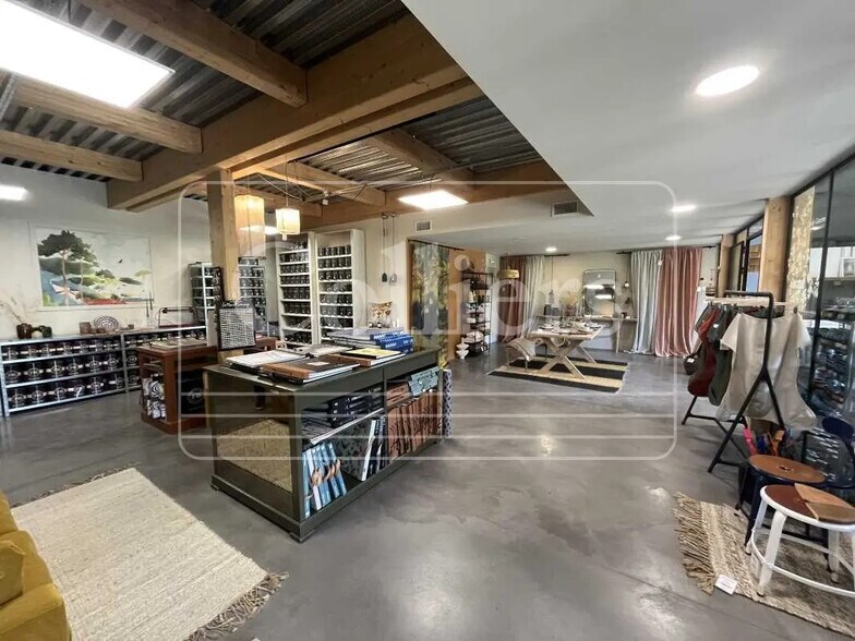 120 rue Emilien Gautier, Aix-en-Provence à louer - Photo de l’immeuble – Image 2 sur 11