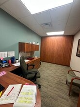 1000 140th St W, Burnsville, MN à louer Photo intérieure– Image 2 sur 6