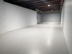 605 S Sherman St, Richardson, TX à louer Photo intérieure– Image 2 sur 10