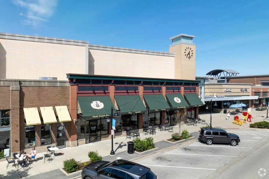 1850 Tower Dr, Glenview, IL à vendre - Photo de l’immeuble – Image 3 sur 6
