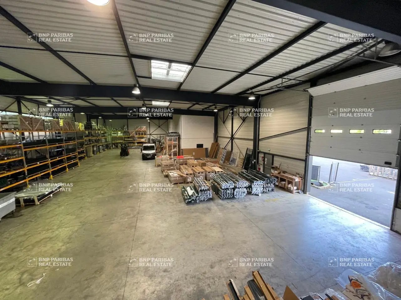 Local d’activités dans Montévrain à louer Photo intérieure– Image 1 sur 8